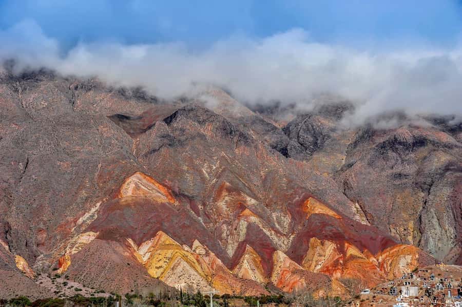 Hornocal: Tour of the 14 Colors Mountain & Humahuaca´s Gorge - Humahuaca town and the switch to a 4x4