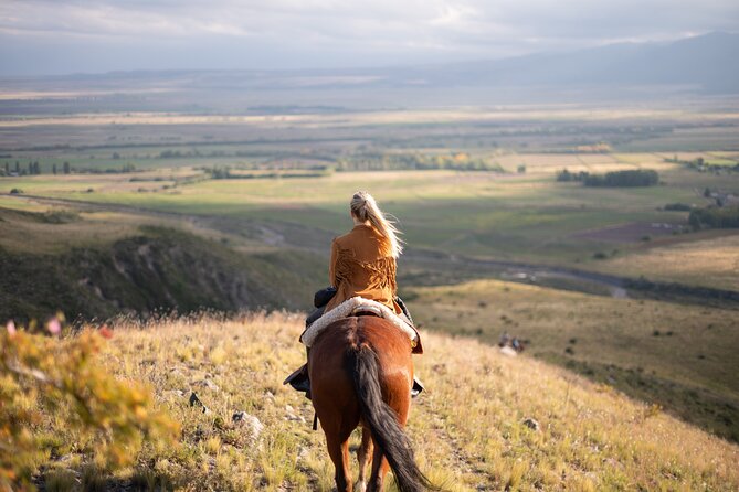 Horseback riding and barbecue in a private ranch - La Carrera, Mendoza - Empanadas, wine, and a proper asado