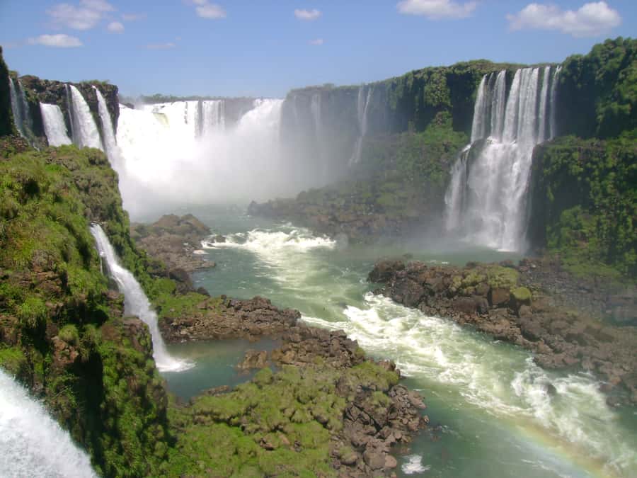 Iguazu in 2 Days: Argentina & Brazil Sides of Iguazu Falls - Guides, language, and the pace of the visit