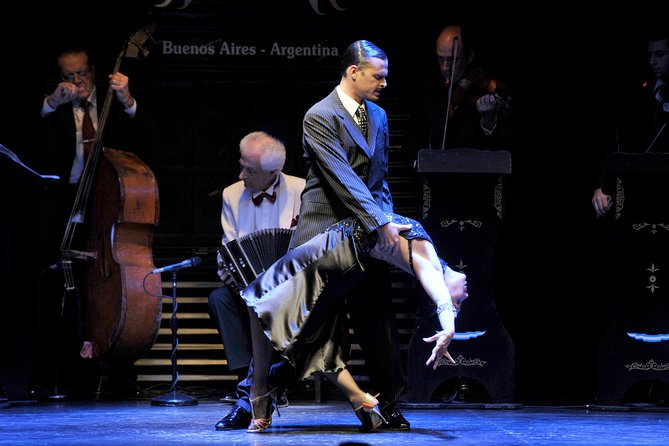 La Ventana Tango Show in Buenos Aires - Dinner from 7:30 to 9:30 PM