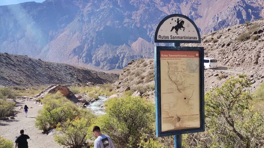 Mendoza: Aconcagua, Uspallata & Puente del Inca Day Trip - Aconcagua from Laguna Horcones