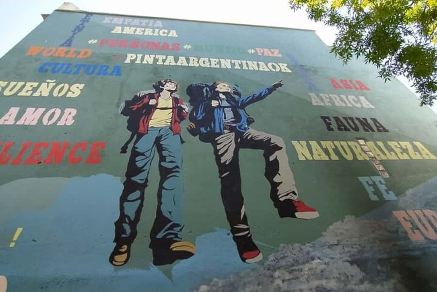 Premium Argentinian Wine and Malbec Tasting & Urban Art Tour - The wine selection goes beyond Malbec