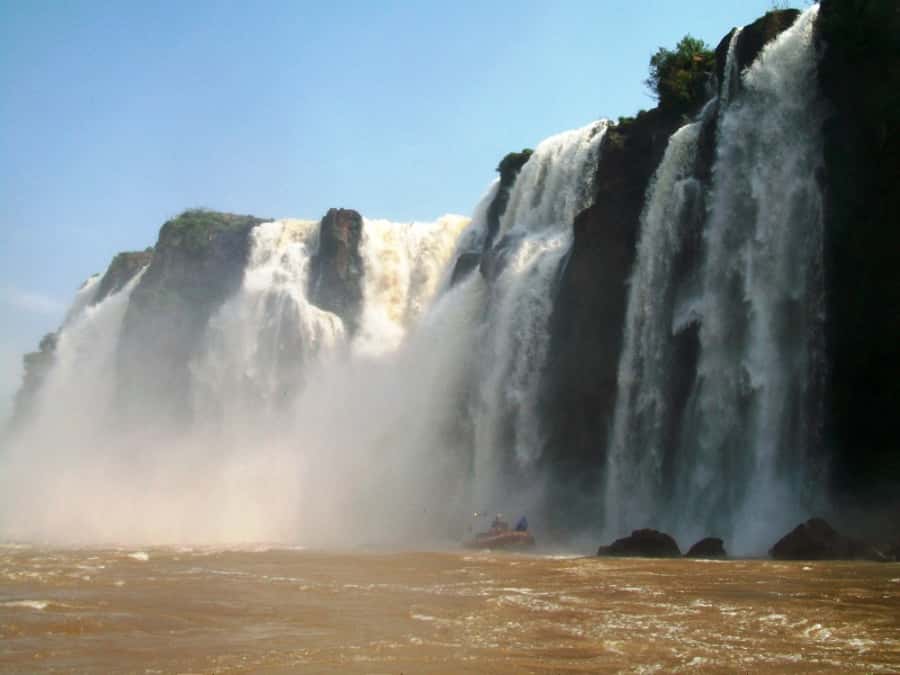 Puerto Iguazú: Iguazú Falls Adventure with 4WD & Boat Ride - The Superior Circuit gives you the broad view