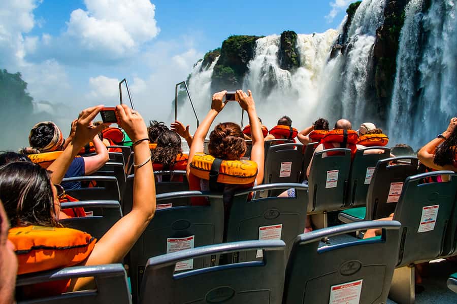Puerto Iguazú: Iguazú Falls Adventure with 4WD & Boat Ride - What the $145 price really covers