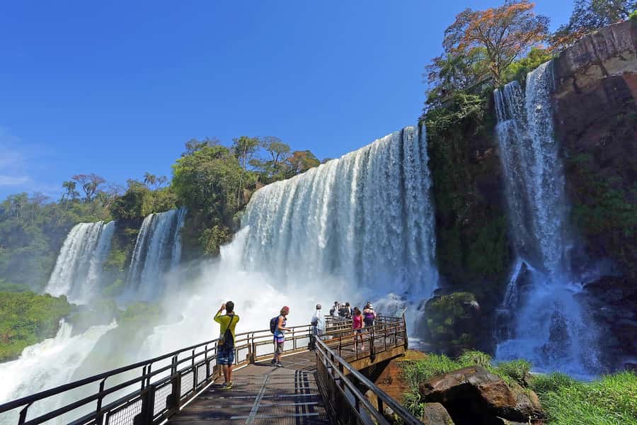 Puerto Iguazu: Iguazu Falls Argentinian Side Full-Day Tour - Your guide’s introduction to the national park