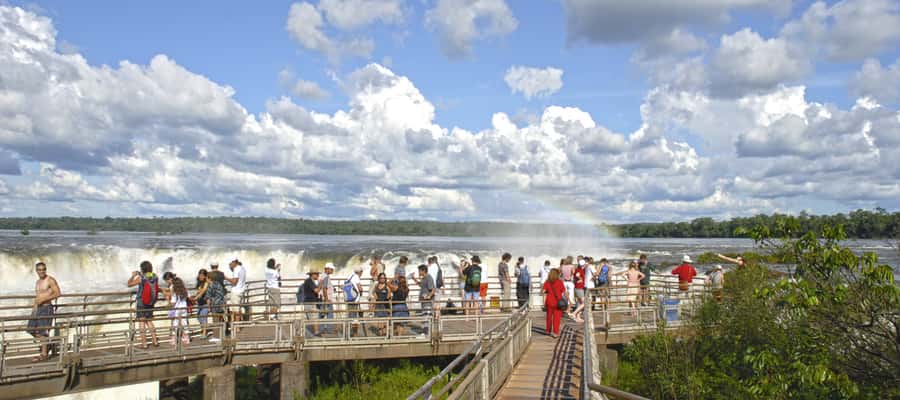 Puerto Iguazu: Iguazu Falls Argentinian Side Full-Day Tour - The ecological train and the route to Devil’s Throat