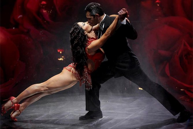 Señor Tango Show with Optional Dinner in Buenos Aires - The dancers carry the strongest scenes