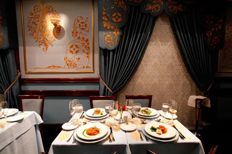 Tango Show at Café de los Angelitos - Dinner or show only?
