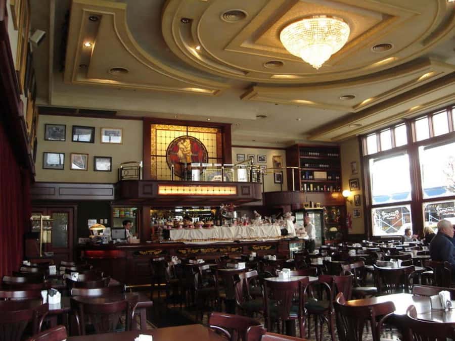 Tango Show at Café de los Angelitos - What the evening feels like
