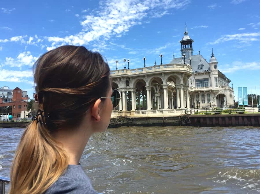 Tigre: River Delta Panoramic Boat Tour - Choosing the best place on the boat