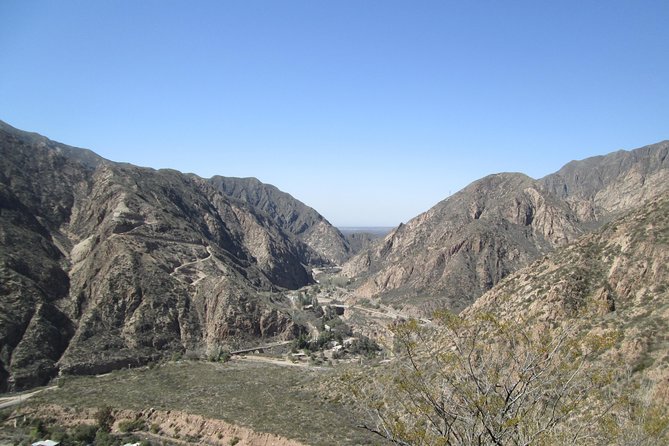 Trekking + Rapeles + Terma de Cacheuta ("Thermal Water Park") - The three rappels build from small to serious